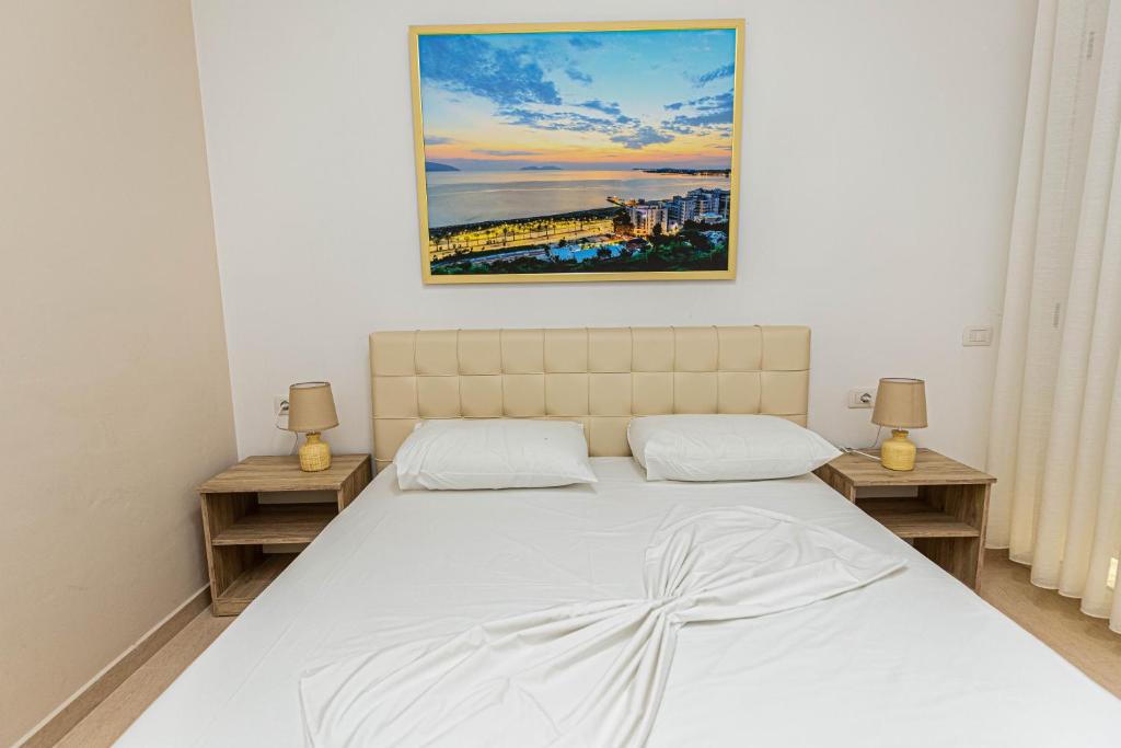 Postel nebo postele na pokoji v ubytování Jordan`s Hotel