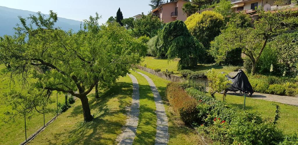 Villa Dora am Gardasee Olzano Lombardei Italien