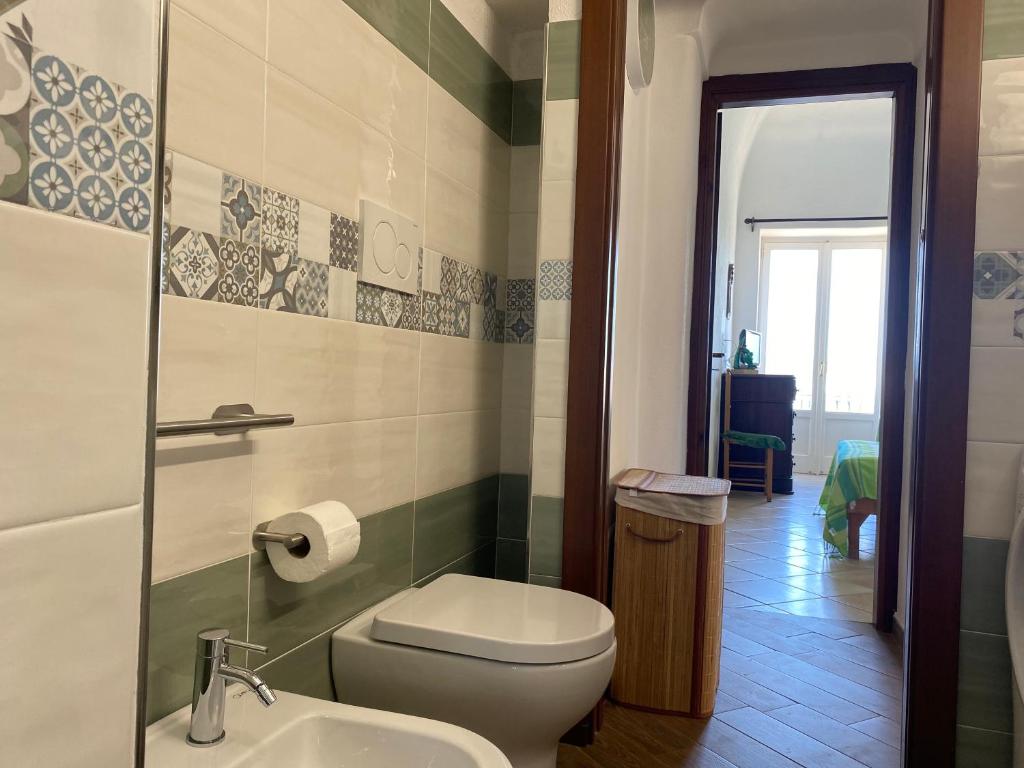 A bathroom at La fortezza