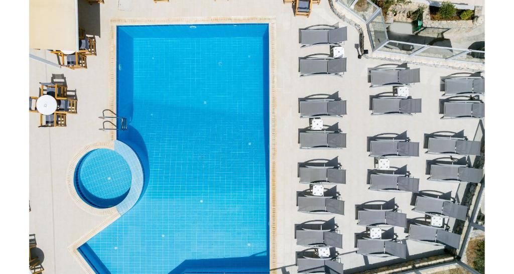 Bazén v ubytování Areti Hotel nebo v jeho okolí