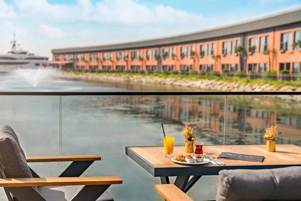 Fotografie z fotogalerie ubytování Crowne Plaza - Istanbul Tuzla Viaport Marina by IHG v destinaci Istanbul