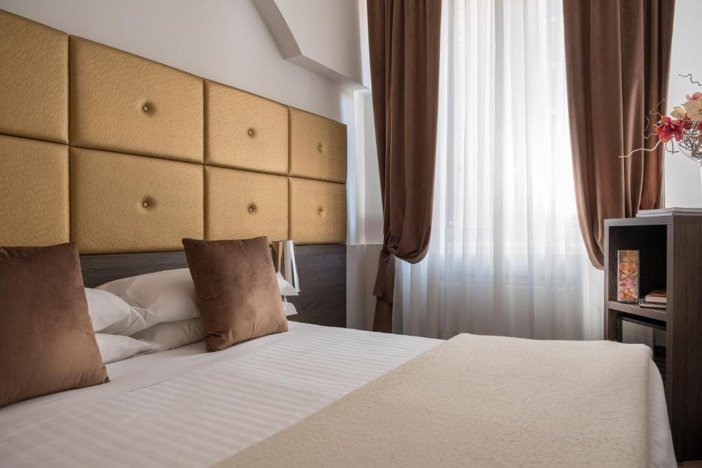 Albergo Rossini 1936 - Small & Charming - Resim 25