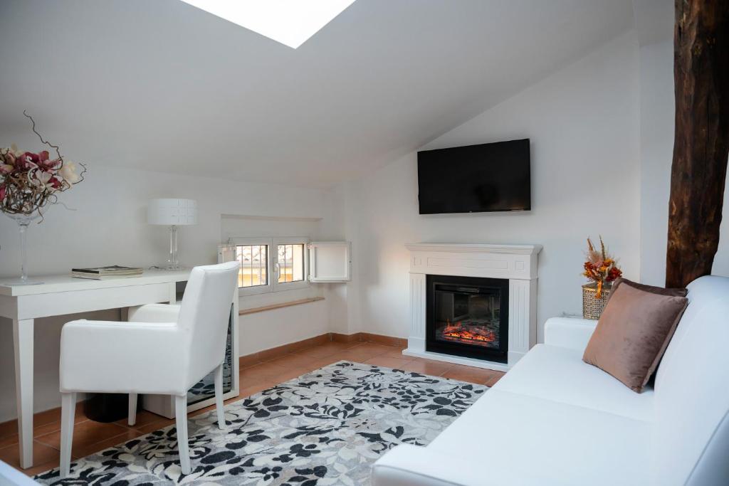 Albergo Rossini 1936 - Small & Charming - Resim 32