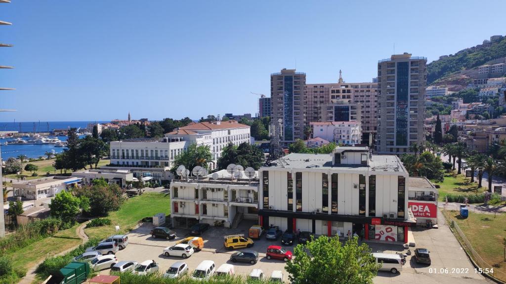 Peisaj natural din apropierea acestui apartament