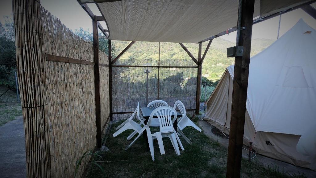 Fotografie z fotogalerie ubytování Gole Alcantara mini Glamping Lanternavacanze v destinaci Motta Camastra