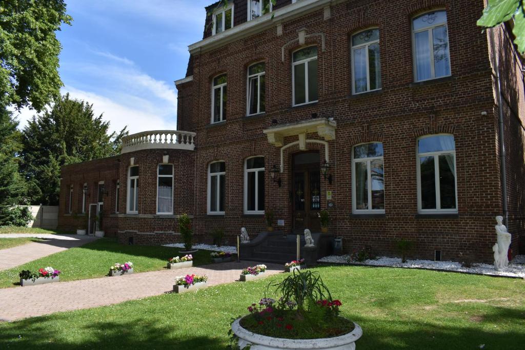 Zahrada ubytování Logis Manoir de Fourcy