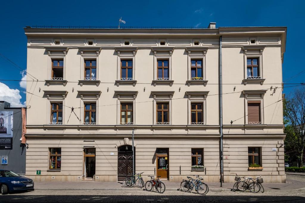 Budova, v ktorej sa apartmán nachádza