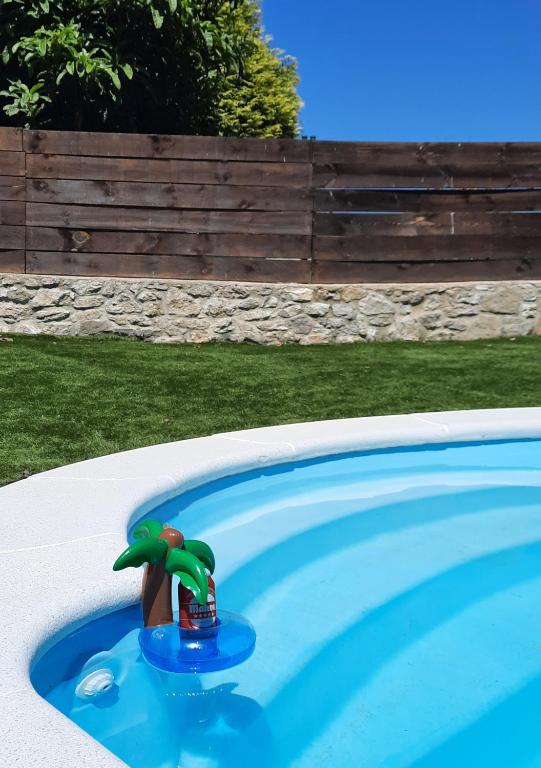 Bazén v ubytování Vivienda Vacacional Villa Valdes nebo v jeho okolí