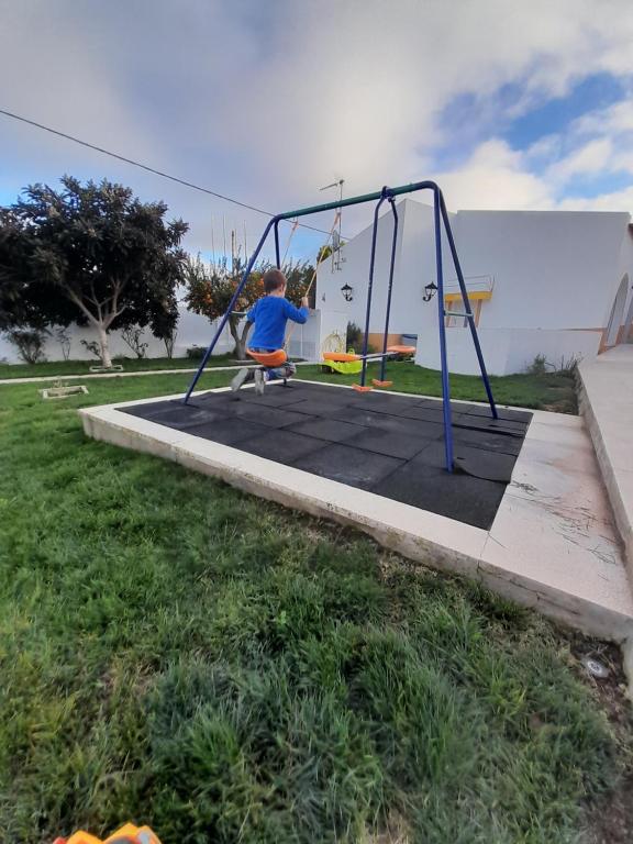 Zona de juegos infantil en Casas Antigas da Torre