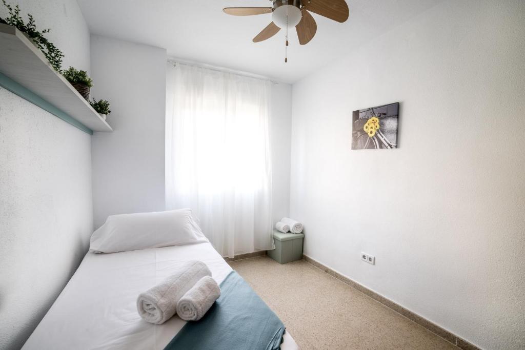 Postel nebo postele na pokoji v ubytování Apto. Jardines del Mar