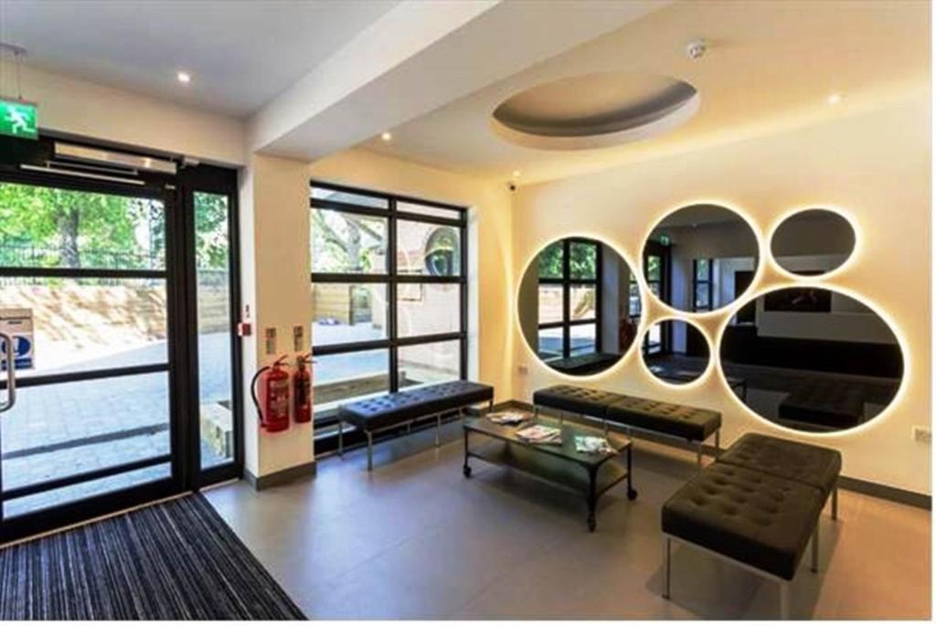 Pelican London Hotel and Residence - Resim 25