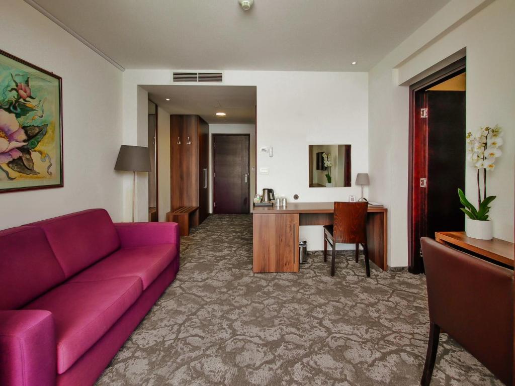 Posezení v ubytování Hotel Pine