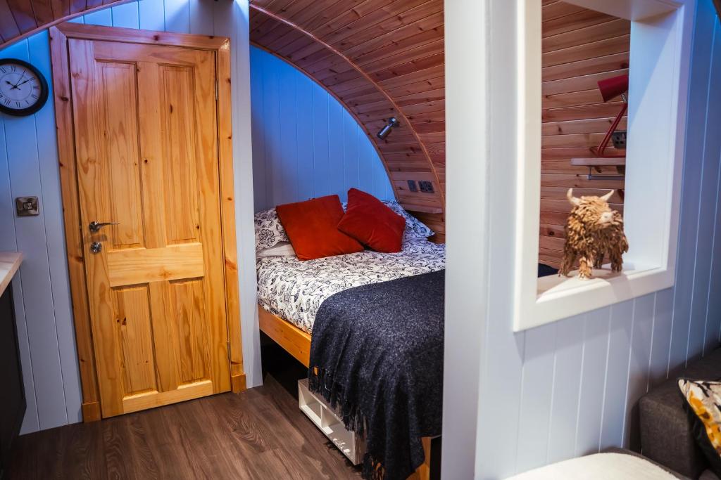 Postel nebo postele na pokoji v ubytování Fulshaw Mill Holidays