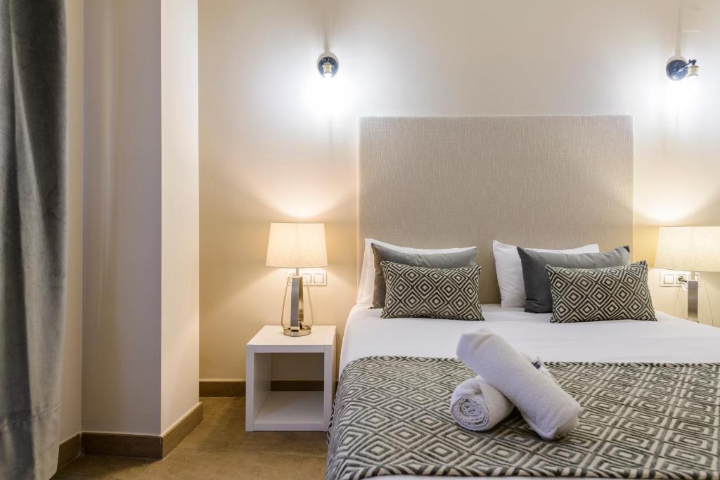 MD Balmes Central Market, Valencia – Updated 2023 Prices