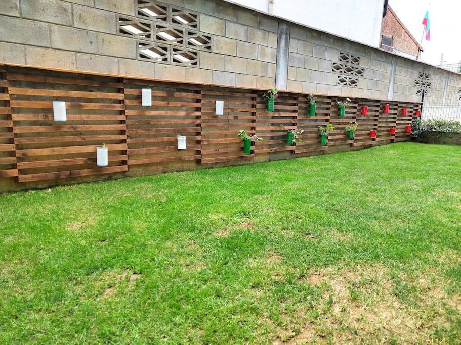 Kép Apartment with private yard and BBQ szállásáról Várnában a galériában