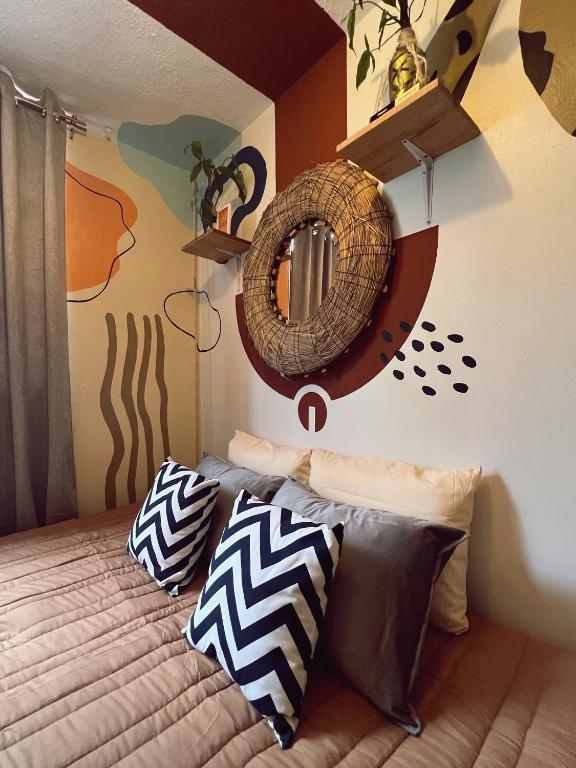 Postel nebo postele na pokoji v ubytování 13 Cielos Hostel & Coworking