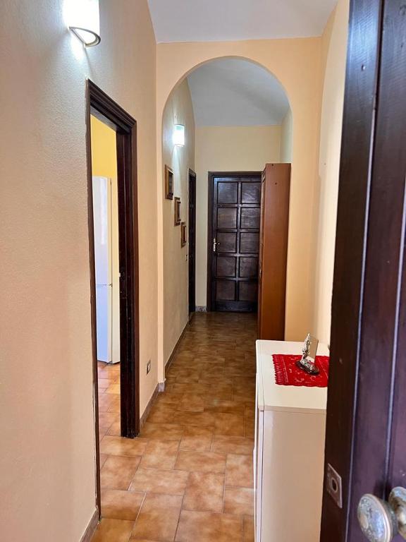 Appartamento a Carbonia - Spazioso Alloggio con Balcone