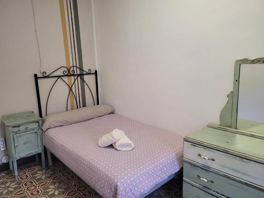 Postel nebo postele na pokoji v ubytování Casa rural L´Amparo -3 espigas- Categoría superior-15 personas