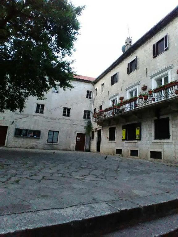 Budova, kde se penzion nachází
