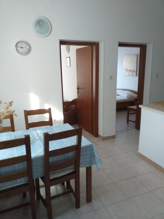 Fotografie z fotogalerie ubytování Apartments Jakov v destinaci Starigrad