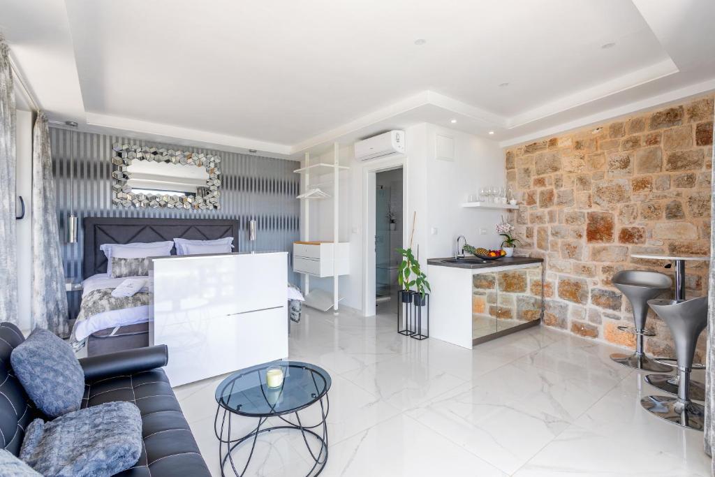 Kuchyň nebo kuchyňský kout v ubytování Vidikovac Levanda Luxury Apartments