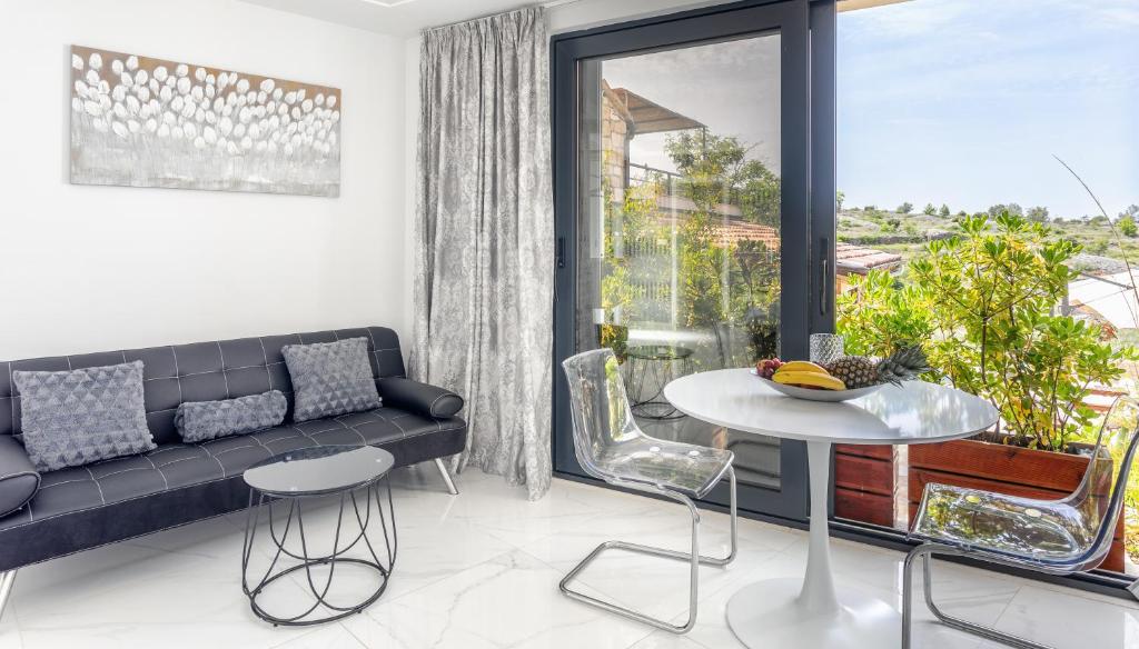 Posezení v ubytování Vidikovac Levanda Luxury Apartments