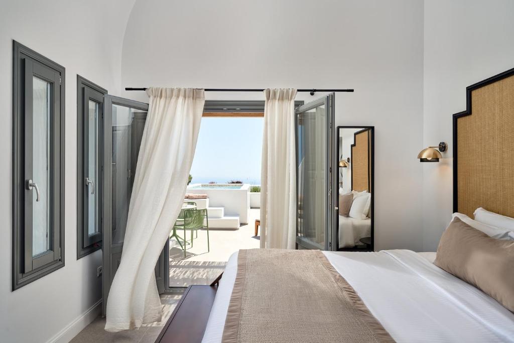 Posteľ alebo postele v izbe v ubytovaní Alleys All-Suite Hotel & Spa