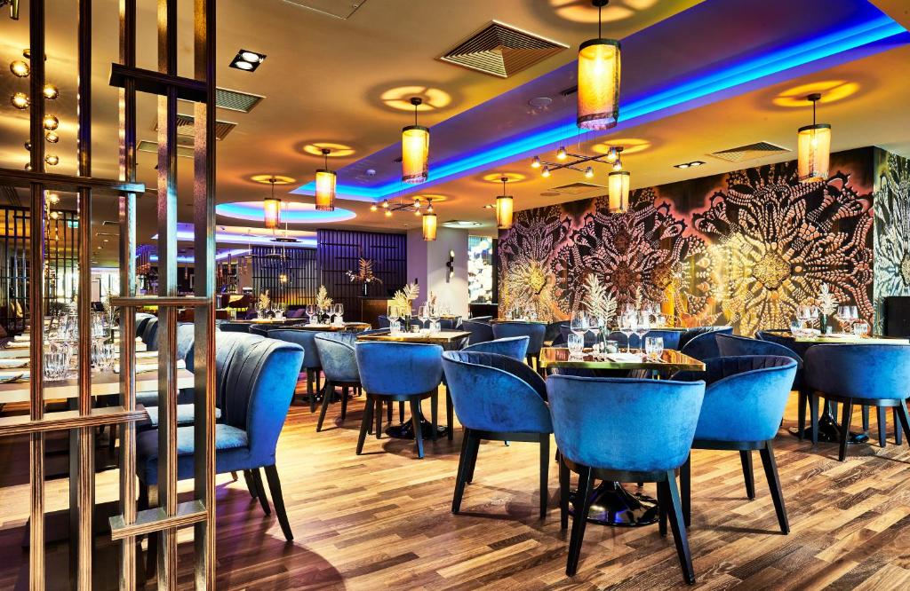 Restauracja lub miejsce do jedzenia w obiekcie NYX Hotel Warsaw by Leonardo Hotels