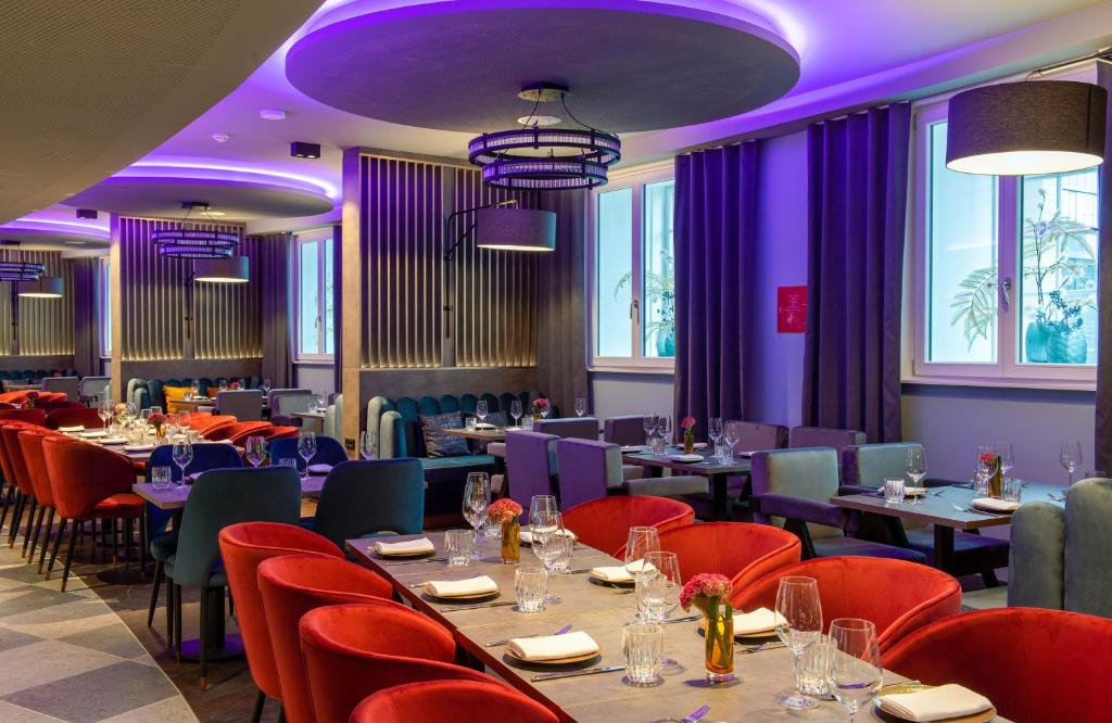 Restaurace v ubytování Leonardo Royal Hotel Nürnberg