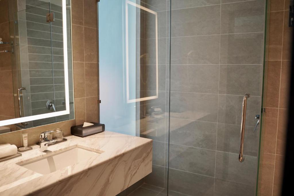 Opero Hotel Southkey Johor Bahru - Deluxe King Room