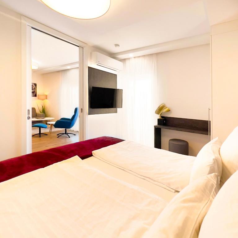 TV a/nebo společenská místnost v ubytování VIVA Apartments