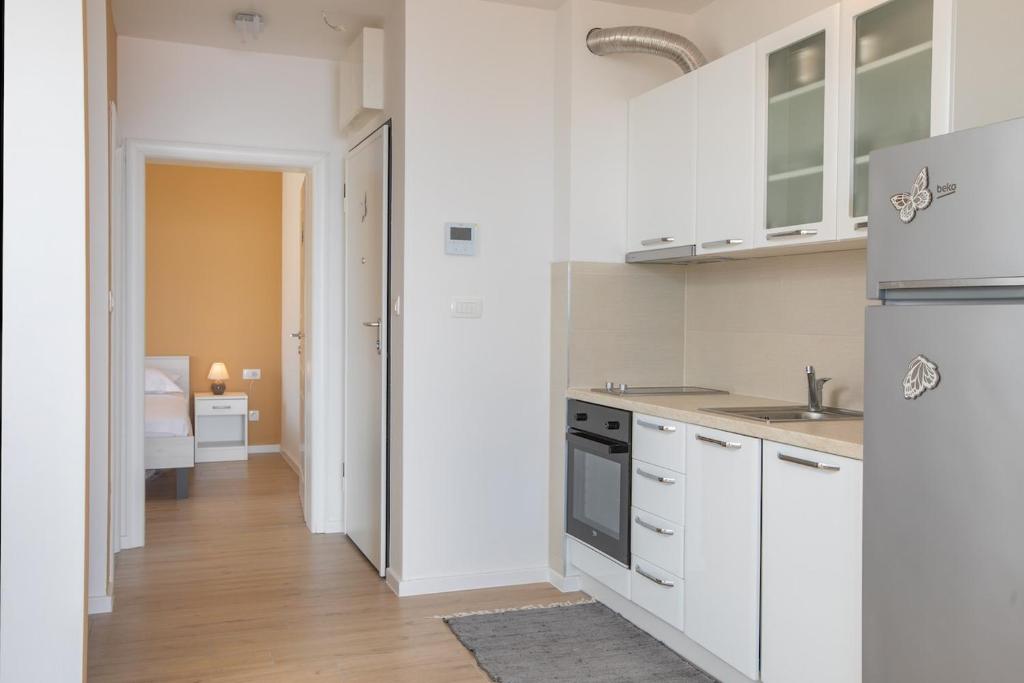 Kuchyňa alebo kuchynka v ubytovaní Apartment S&S Deluxe Makarska