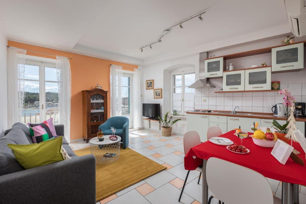 Kuchnia lub aneks kuchenny w obiekcie City Centar Apartments