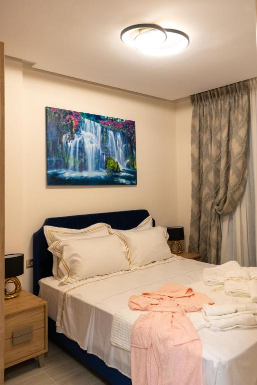 Posteľ alebo postele v izbe v ubytovaní Pefkohori Golden Mountain Beach Villas