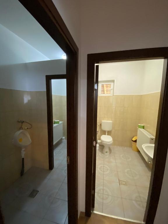 Koupelna v ubytování Pensiunea Casa Pancu