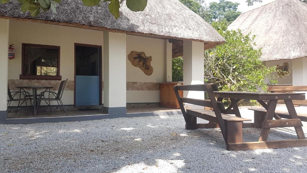 Patio nebo venkovní prostory v ubytování Thokozani Lodge