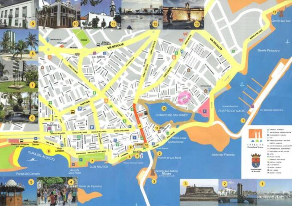 Nespecifikovaný výhled na destinaci Arrecife nebo výhled na město při pohledu z apartmánu