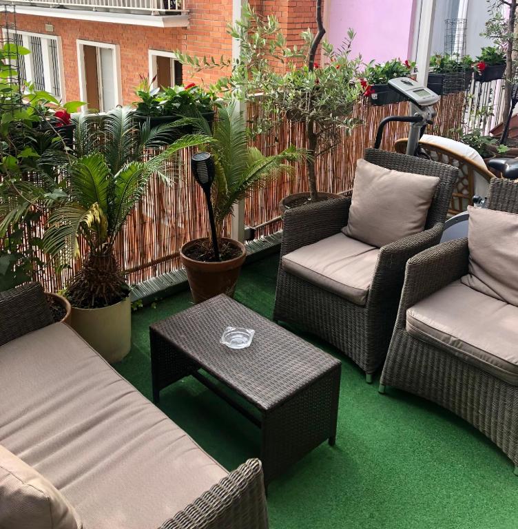 Hôtel Poussin - Resim 7