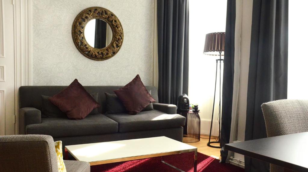 Posezení v ubytování Home Hotel Plaza