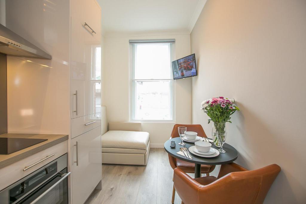 St Stephen's Green District-1 - One-Bedroom Apartment