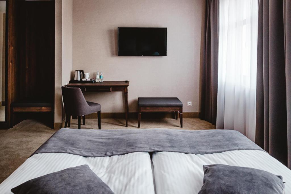 Pałac Uniejów - 15