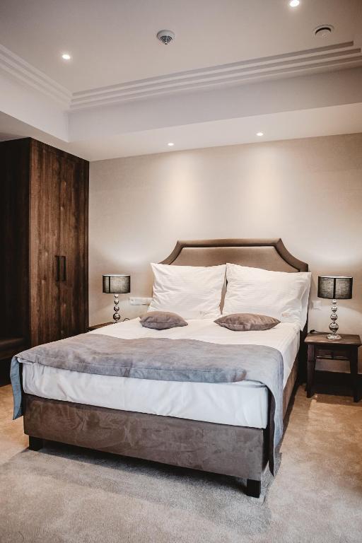 Pałac Uniejów - 19