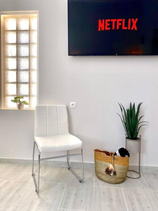 A seating area at Elia Room & Garden II (new entry)