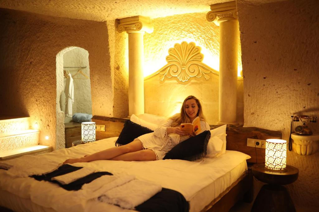 Mak's Cave House - 10