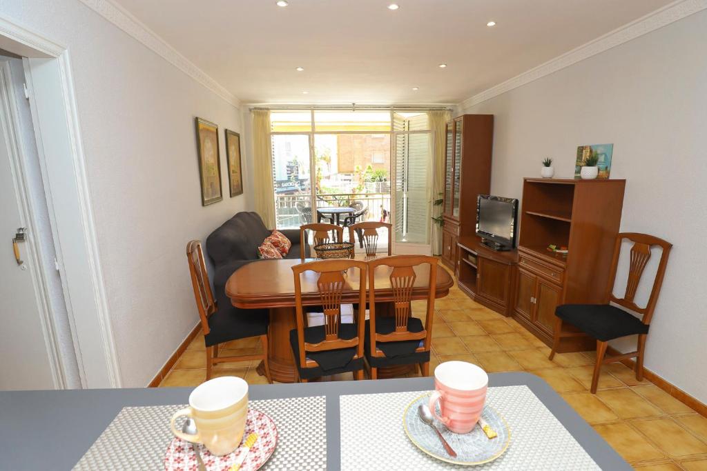 A seating area at DIFFERENTFLATS Florida