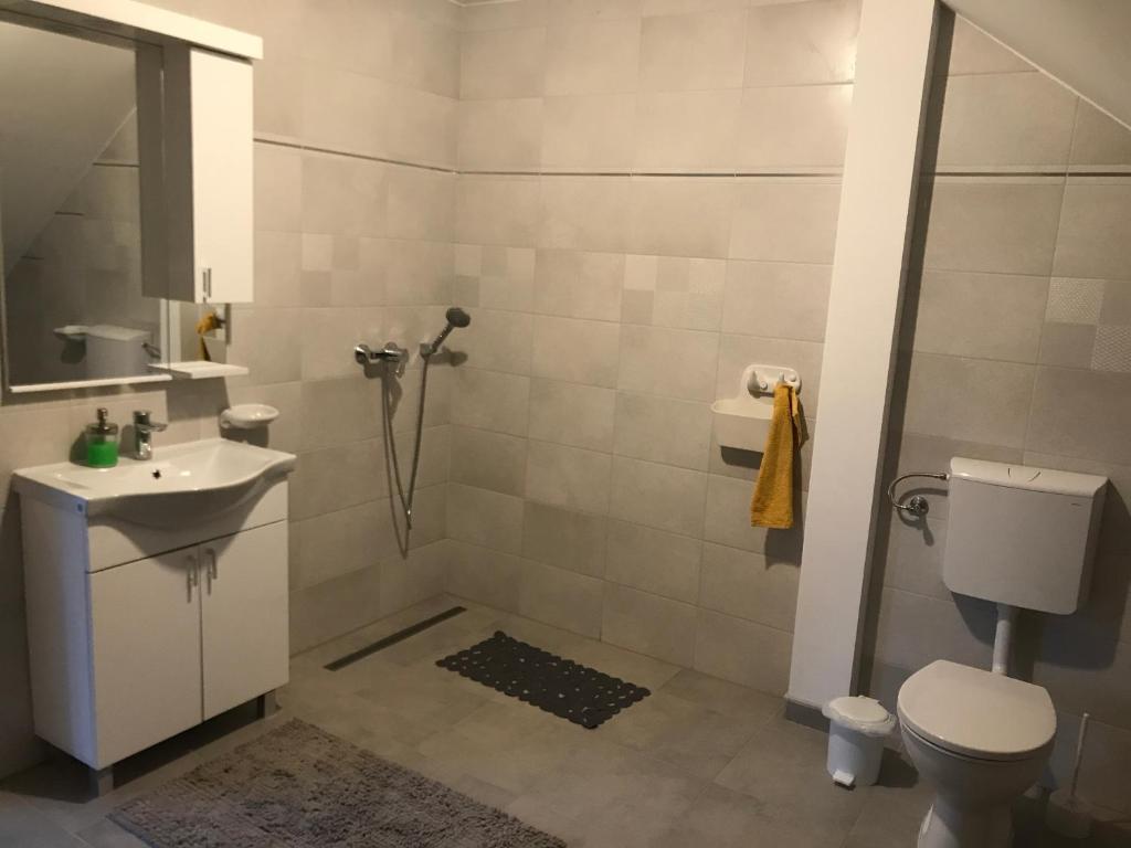 Koupelna v ubytování Bencsik Vendégház