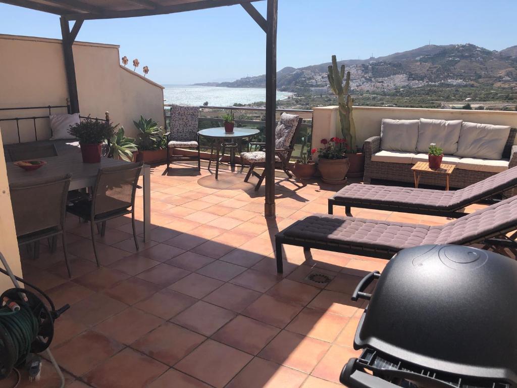 Mirador Penthouse, centro y mar, terraza grande, Nerja ...