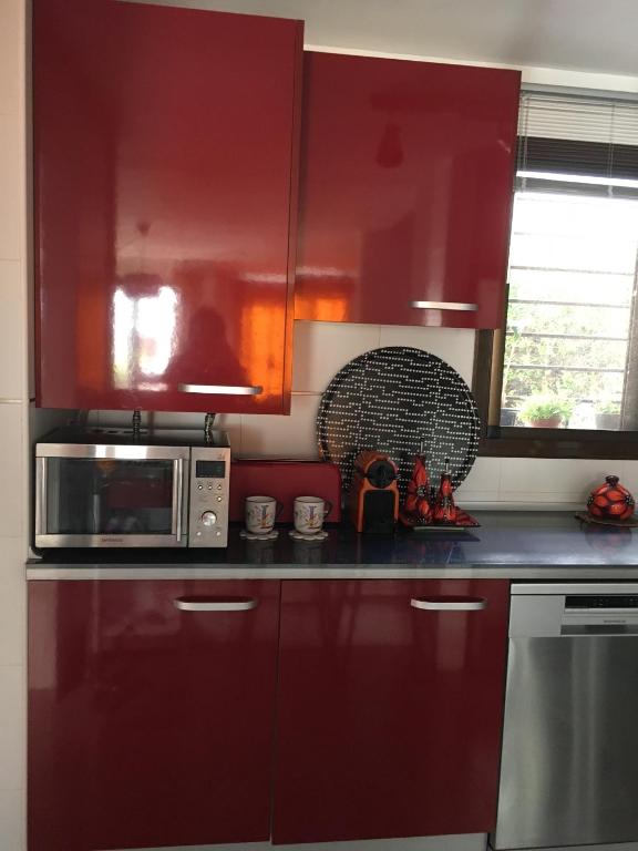 Kuchyň nebo kuchyňský kout v ubytování Alquiler casa veraneo Málaga Valleniza