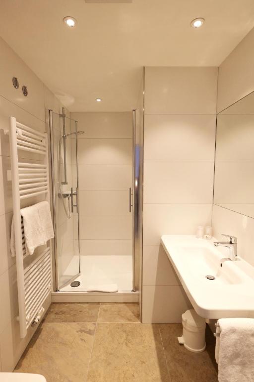 Koupelna v ubytování Hotel Gasthof Jägerstüble