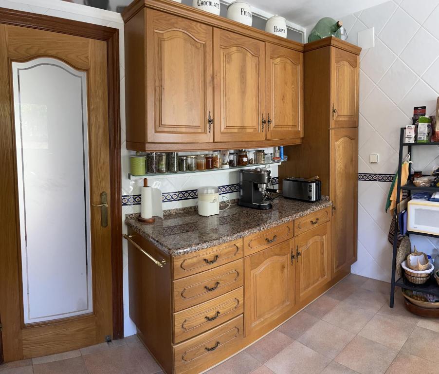 Kuchyň nebo kuchyňský kout v ubytování Les Columnes
